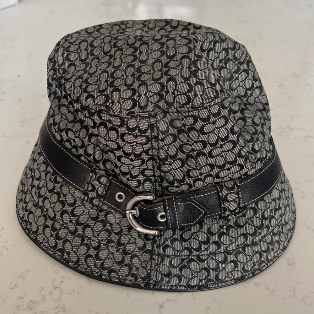 Coach Bucket Hat brand new with tag